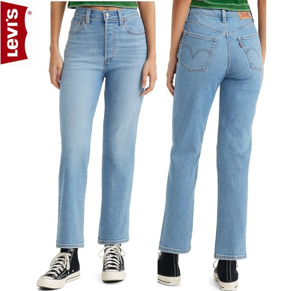 Levi's Ribcage Straight Ankle Women’s Jeans in Medium Blue